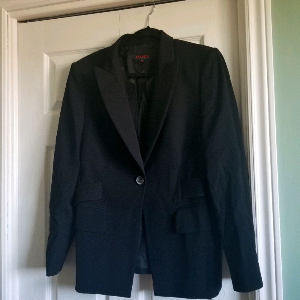 Escada Blazer Size 42